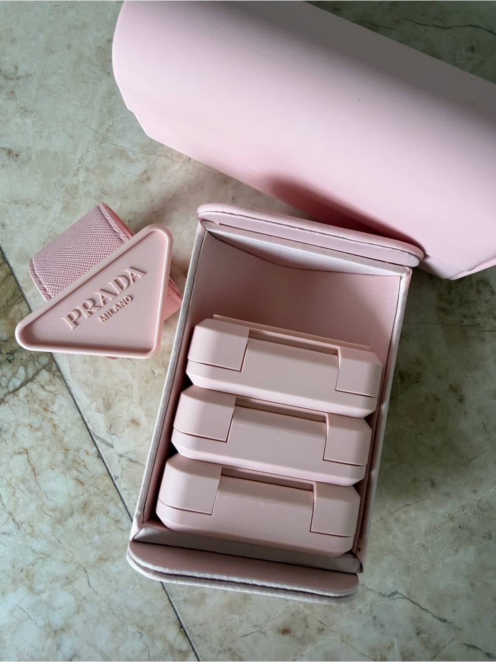 Prada Touch Pink Triangular Cream Blush Set - Soft Rose, Deep Rose, Berry - Picture 3 of 7